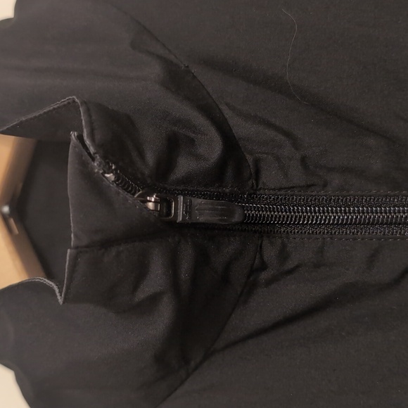 New balance running jacket - Picture 5 of 7